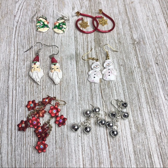 Vintage Christmas Holiday Earring Bundle - Picture 1 of 15